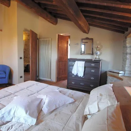 Nice In With Shared Swimming Pool Apartment Apecchio